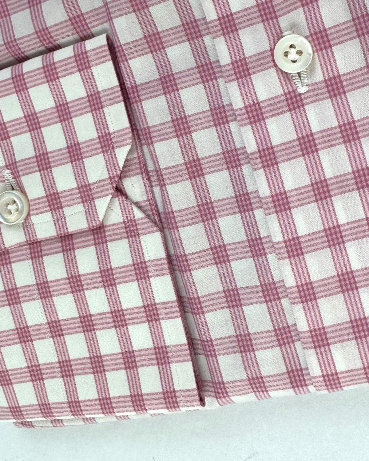 Isaia Shirt Whit ePink Check Plaid Button-Down