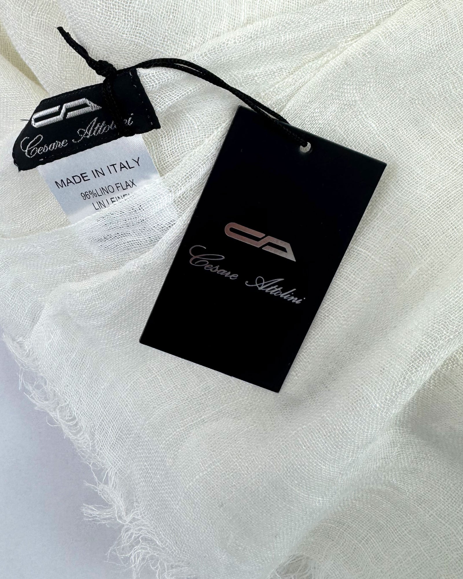 Cesare Attolini Linen Scarf White Design