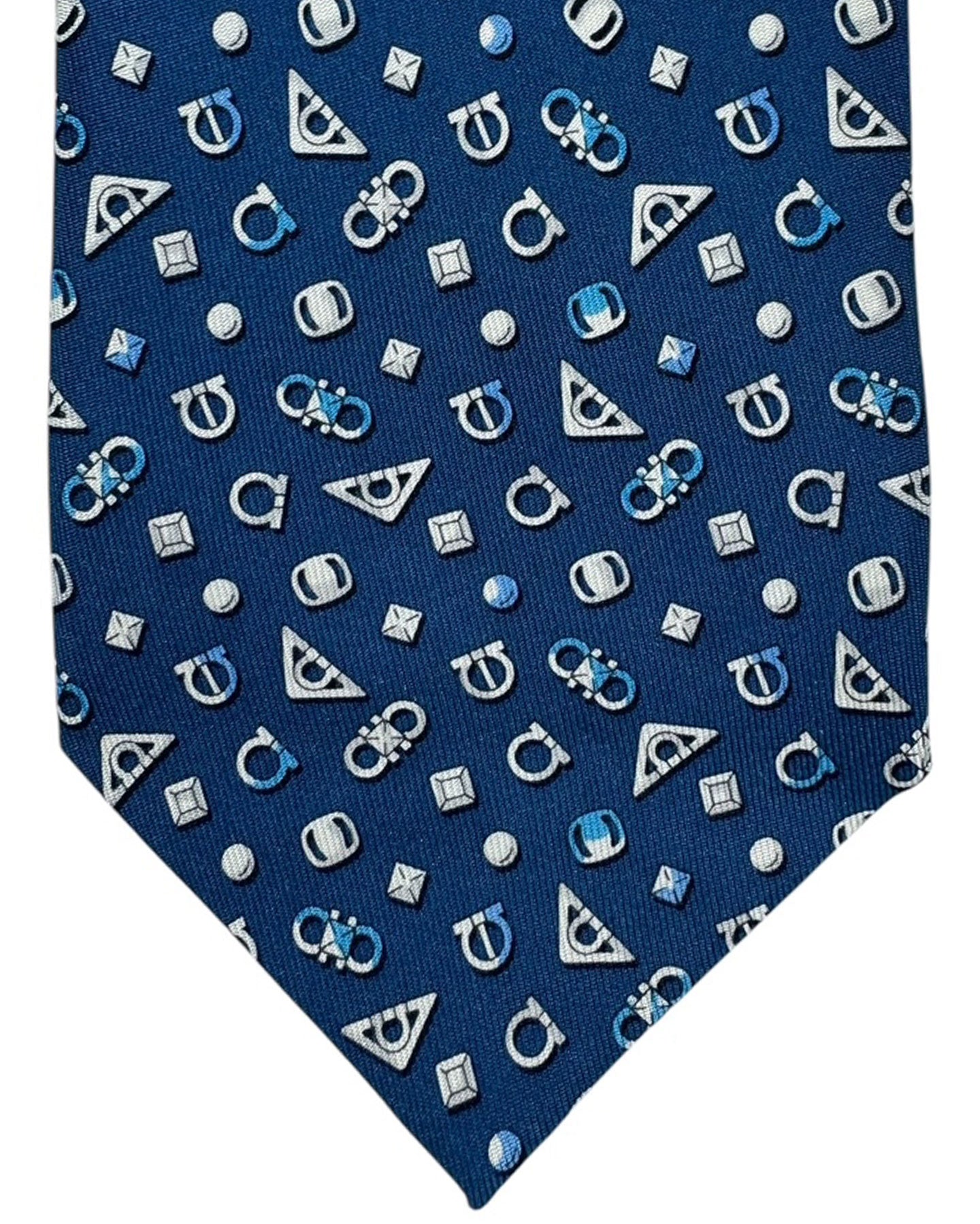 Salvatore Ferragamo Tie Gancini Signature Design 