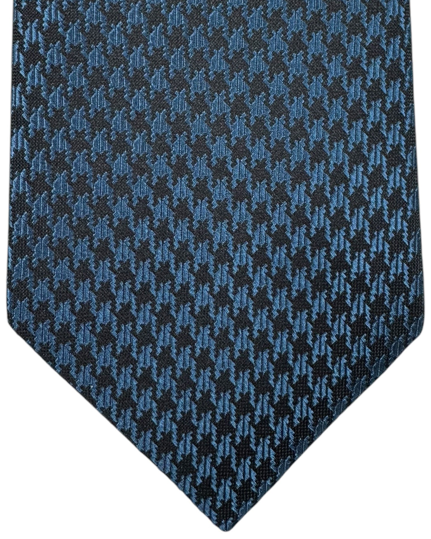 Metal Gray Tie