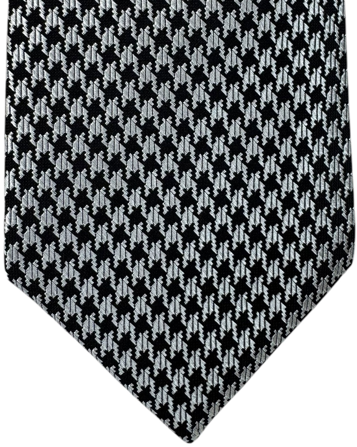 Necktie