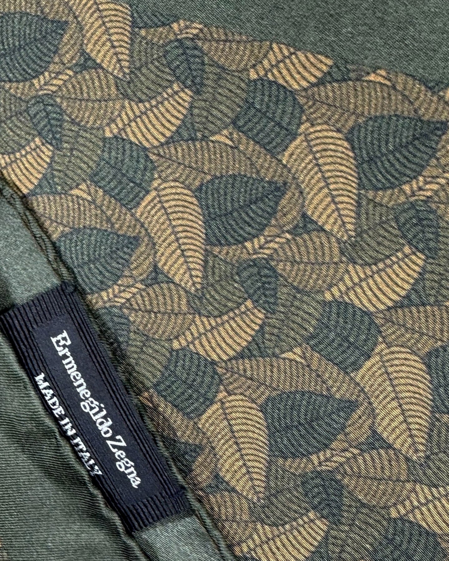 Ermenegildo Zegna Silk Pocket Square Dark Green Leaves