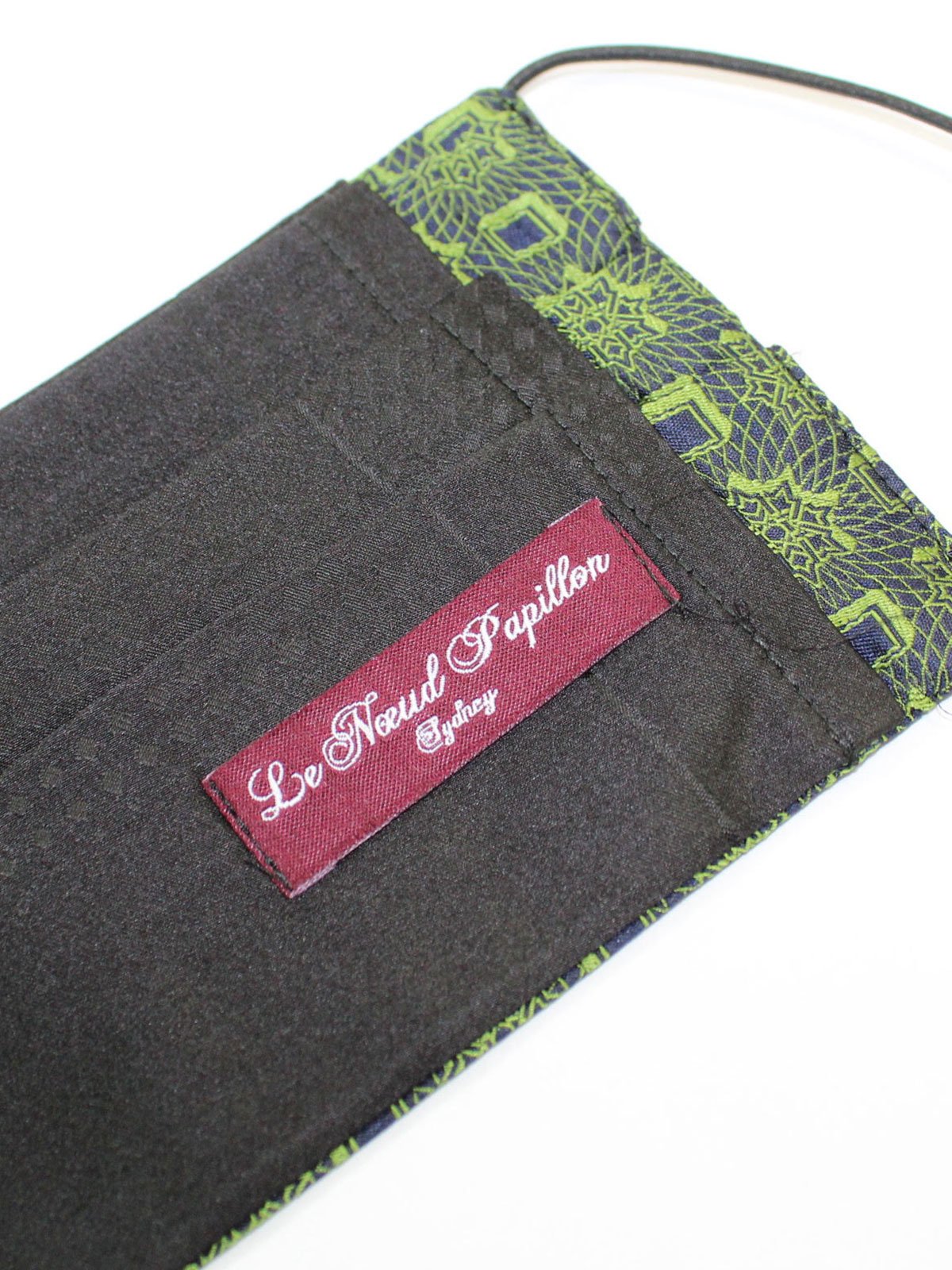 Le Noeud Papillon Silk Face Mask 